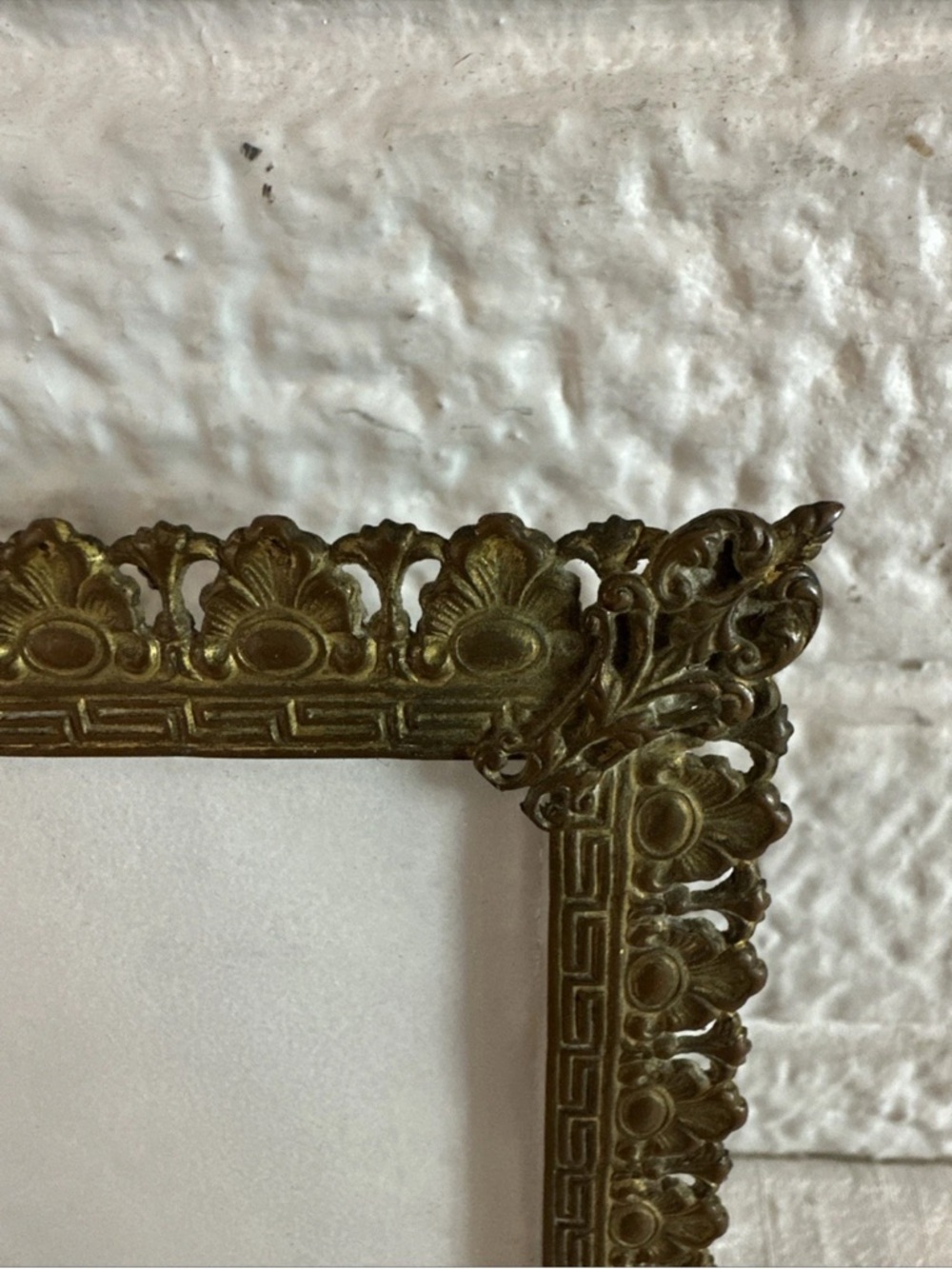 Antique MINI FREE Standing FILAGREE BRONZE Photo Frame Joseph Horne & CO 3.5X2.5 - Picture 4 of 6